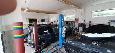 Blacharstwo Samochodowe